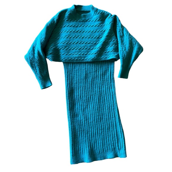 Handmade Luxury Soft Sweater Dress Set - Picture 4 of 11